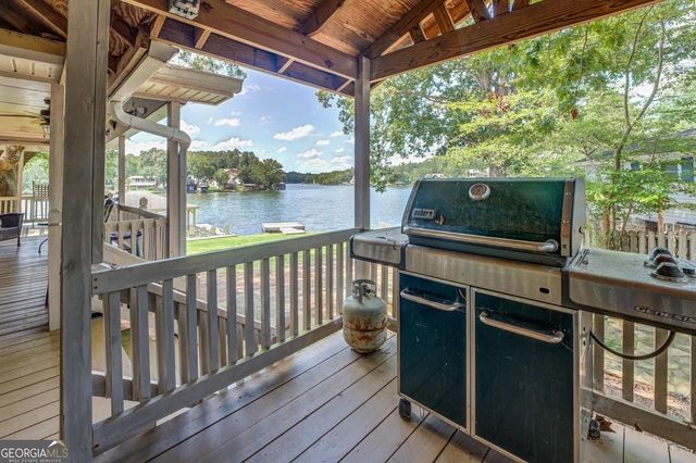 393 Templeton Circle, Mansfield, GA 30055