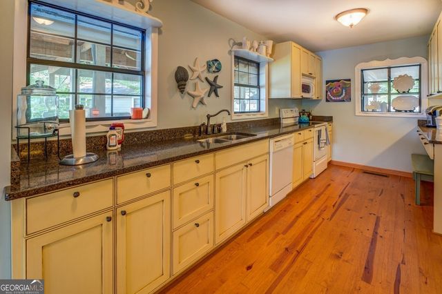 393 Templeton Circle, Mansfield, GA 30055
