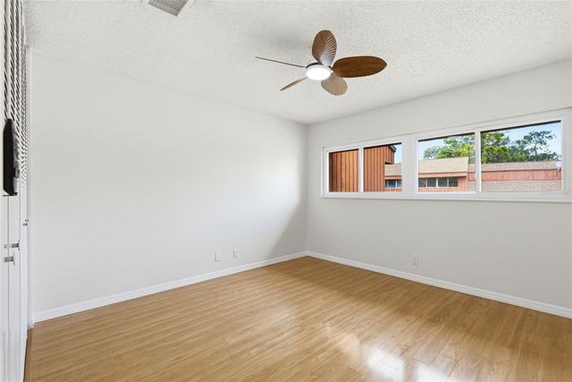 2054 SUNSET POINT ROAD 35, Clearwater, FL 33765