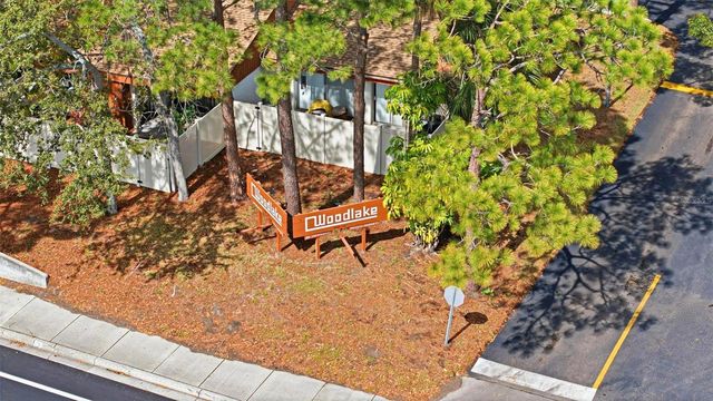 2054 SUNSET POINT ROAD 35, Clearwater, FL 33765