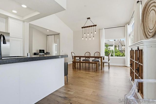 15264 Avenida Rorras, San Diego, CA 92128