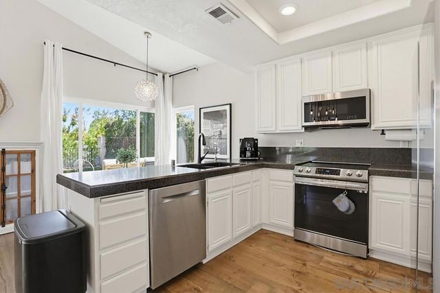 15264 Avenida Rorras, San Diego, CA 92128