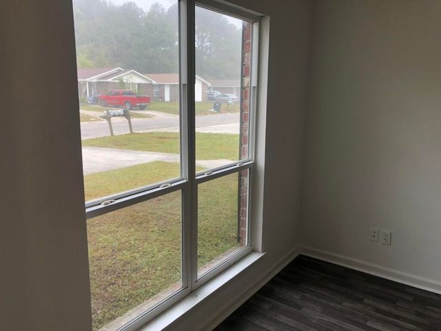 121 Langley Drive, Summerville, SC 29485