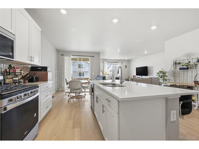 614 Homestead Ave, Brighton, CO 80601