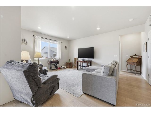 614 Homestead Ave, Brighton, CO 80601