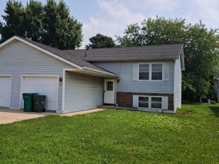 643 Zeigler Drive, Grayslake, IL 60030