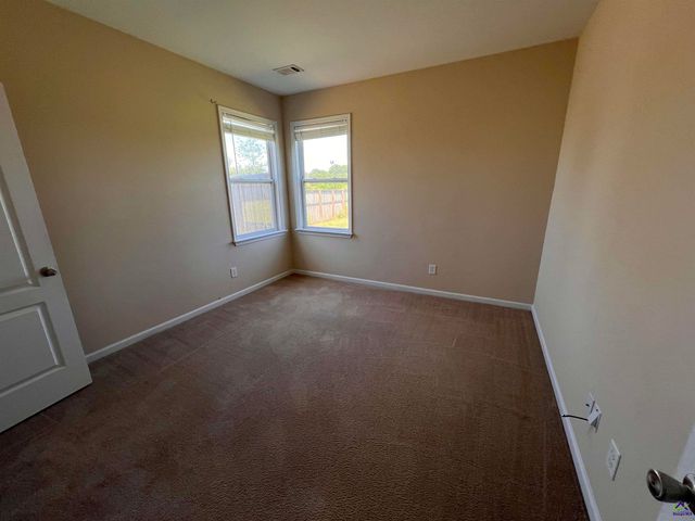 106 Christopher Drive, Byron, GA 31008