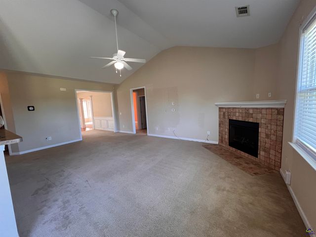 106 Christopher Drive, Byron, GA 31008