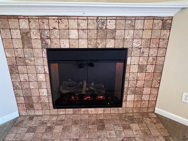 106 Christopher Drive, Byron, GA 31008