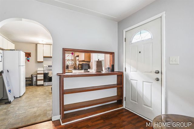 14664 154th Avenue, Grand Haven, MI 49417