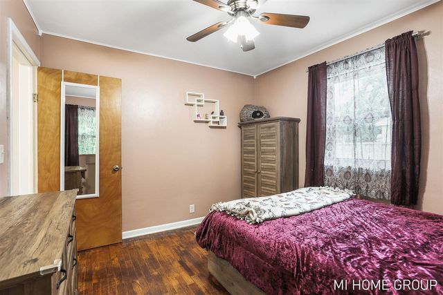 14664 154th Avenue, Grand Haven, MI 49417