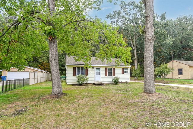 14664 154th Avenue, Grand Haven, MI 49417