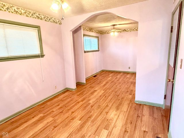 719 W 34th Street, Anderson, IN 46013