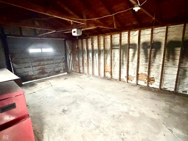 719 W 34th Street, Anderson, IN 46013