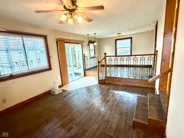 719 W 34th Street, Anderson, IN 46013