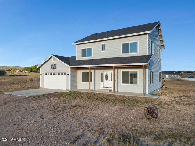 25099 N Constitution Drive, Paulden, AZ 86334