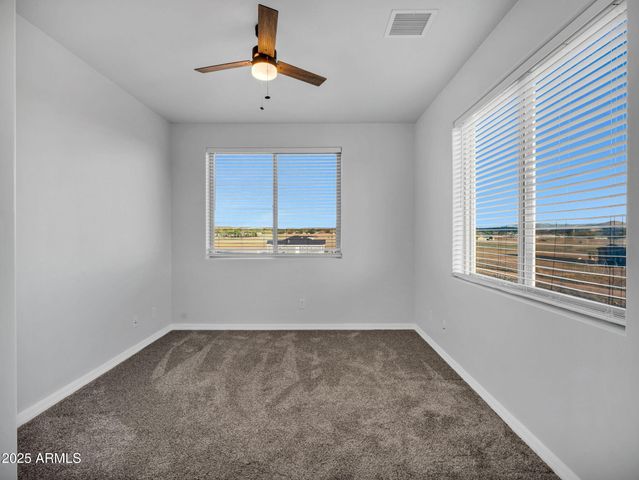 25099 N Constitution Drive, Paulden, AZ 86334
