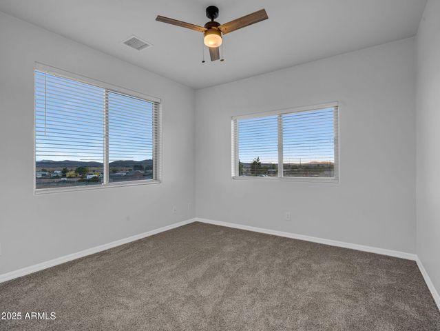 25099 N Constitution Drive, Paulden, AZ 86334