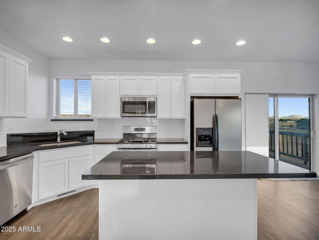 25099 N Constitution Drive, Paulden, AZ 86334