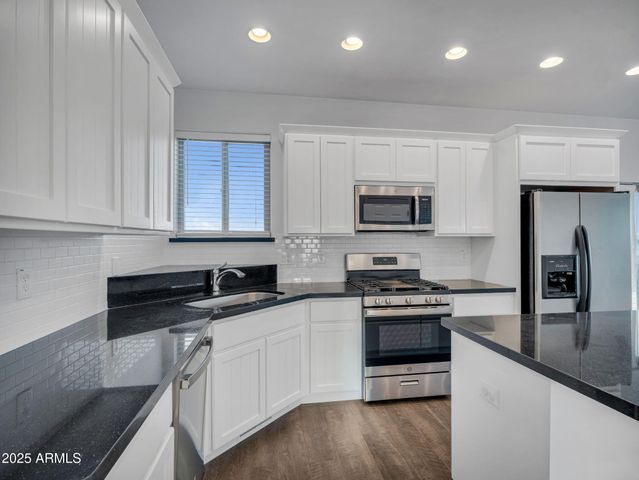 25099 N Constitution Drive, Paulden, AZ 86334