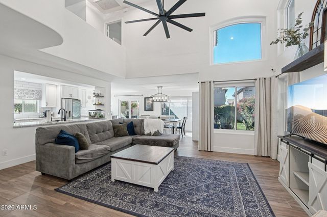 4029 E COOLBROOK Avenue, Phoenix, AZ 85032