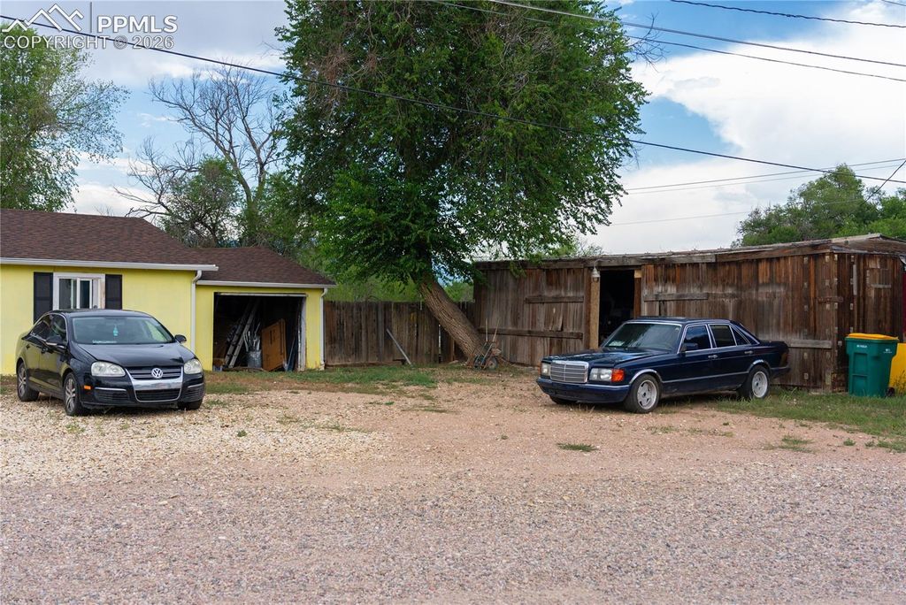 325 S Santa Fe Avenue 1-3, Fountain, CO 80817 — photo 4