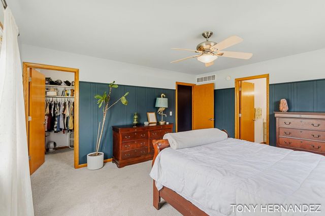 6099 SheldonOak Drive, Hudsonville, MI 49426