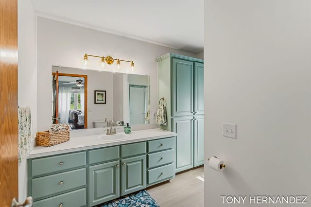 6099 SheldonOak Drive, Hudsonville, MI 49426