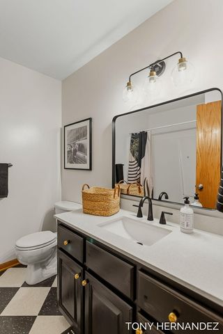 6099 SheldonOak Drive, Hudsonville, MI 49426