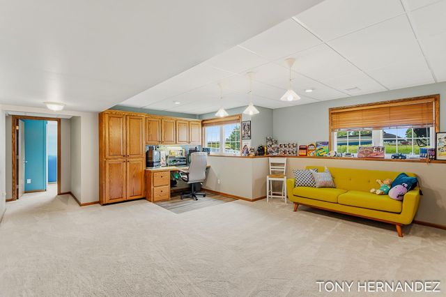 6099 SheldonOak Drive, Hudsonville, MI 49426