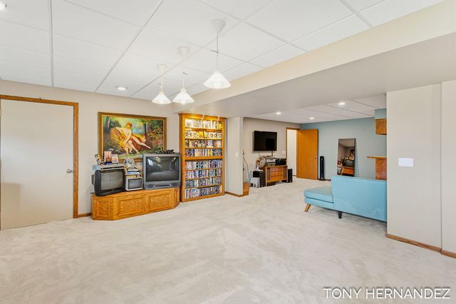 6099 SheldonOak Drive, Hudsonville, MI 49426