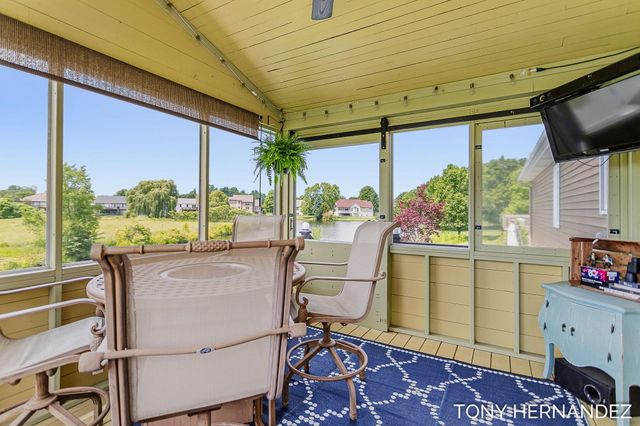 6099 SheldonOak Drive, Hudsonville, MI 49426