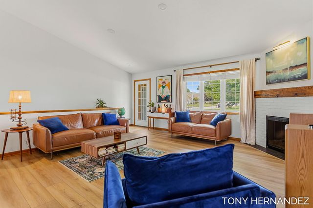 6099 SheldonOak Drive, Hudsonville, MI 49426