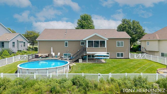 6099 SheldonOak Drive, Hudsonville, MI 49426