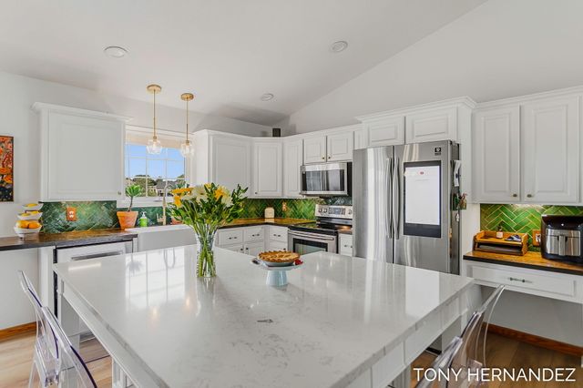 6099 SheldonOak Drive, Hudsonville, MI 49426