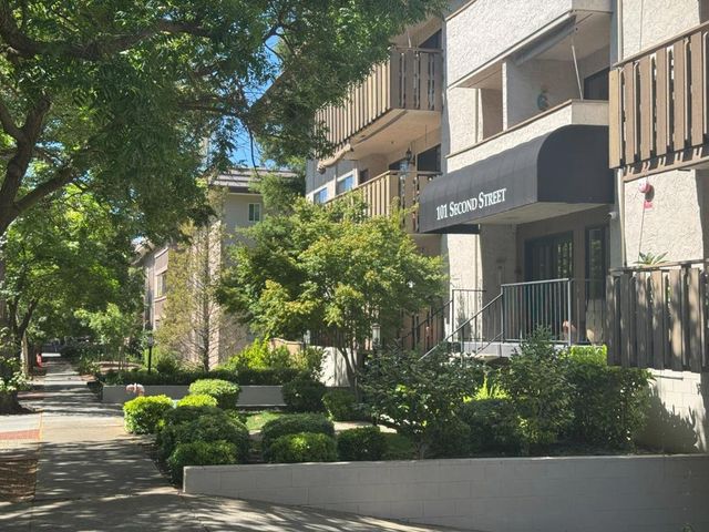 101 2nd Street 5, Los Altos, CA 94022