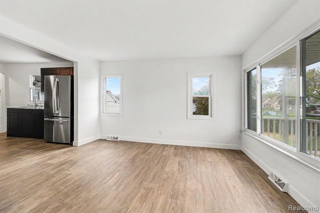 28629 Rush Street, Garden City, MI 48135