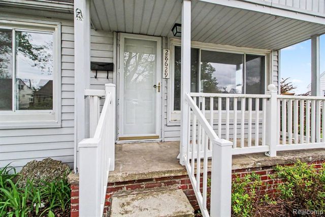 28629 Rush Street, Garden City, MI 48135