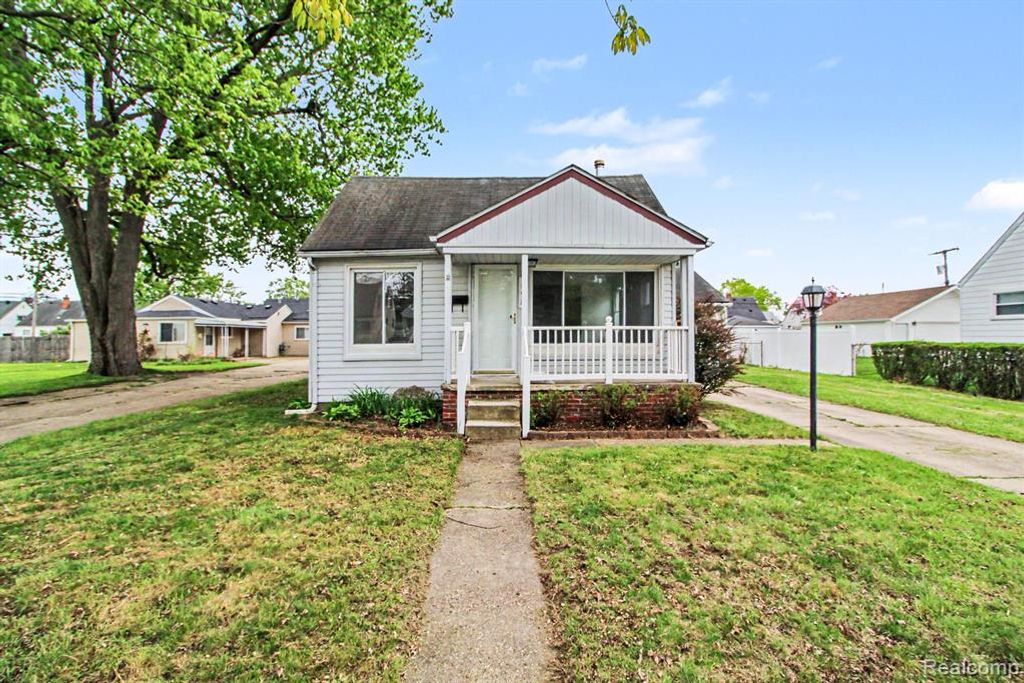 28629 Rush Street, Garden City, MI 48135