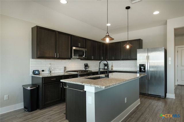 229 Finstown Street, Hutto, TX 78634