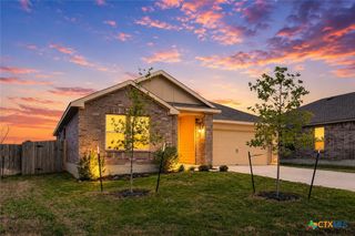 229 Finstown Street, Hutto, TX 78634
