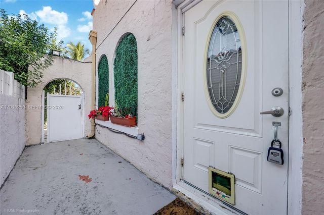 1678 SW 11th St Studio, Miami, FL 33135