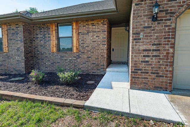 3956 W Wayland Street, Springfield, MO 65807
