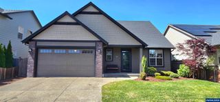 1047 Robbins Wy, Lebanon, OR 97355