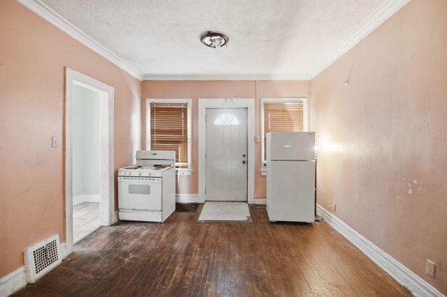 4427 Washington Street, Gary, IN 46408