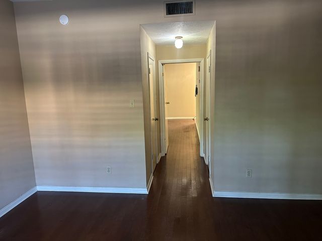 4349 Bellaire Drive S 128S, Fort Worth, TX 76109
