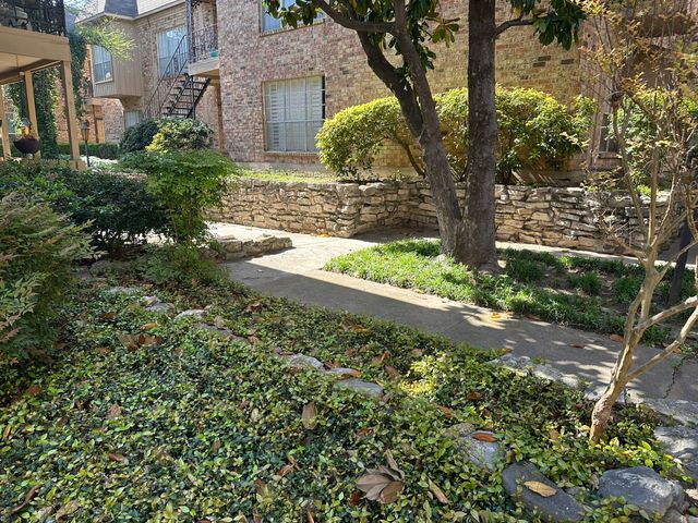 4349 Bellaire Drive S 128S, Fort Worth, TX 76109