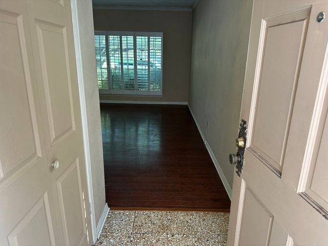 4349 Bellaire Drive S 128S, Fort Worth, TX 76109