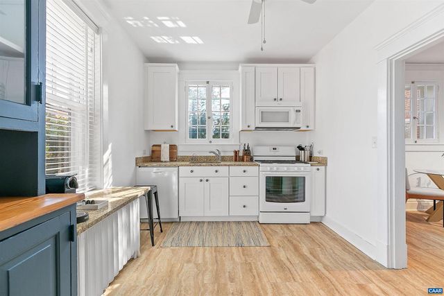 403 ALTAMONT CIR, Charlottesville, VA 22902