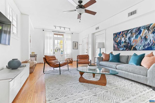 403 ALTAMONT CIR, Charlottesville, VA 22902